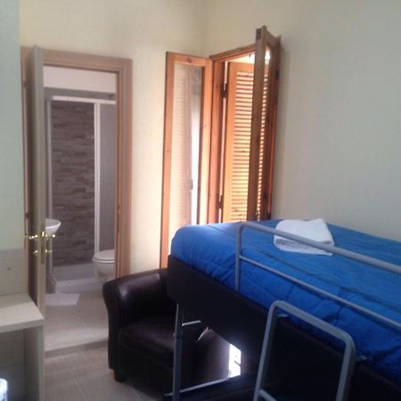 Guest House Hola Roma Экстерьер фото